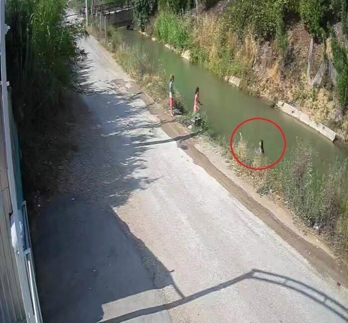 Antalya’nın Serik ilçesinde sulama kanalına düşen 8 yaşındaki yabancı uyruklu