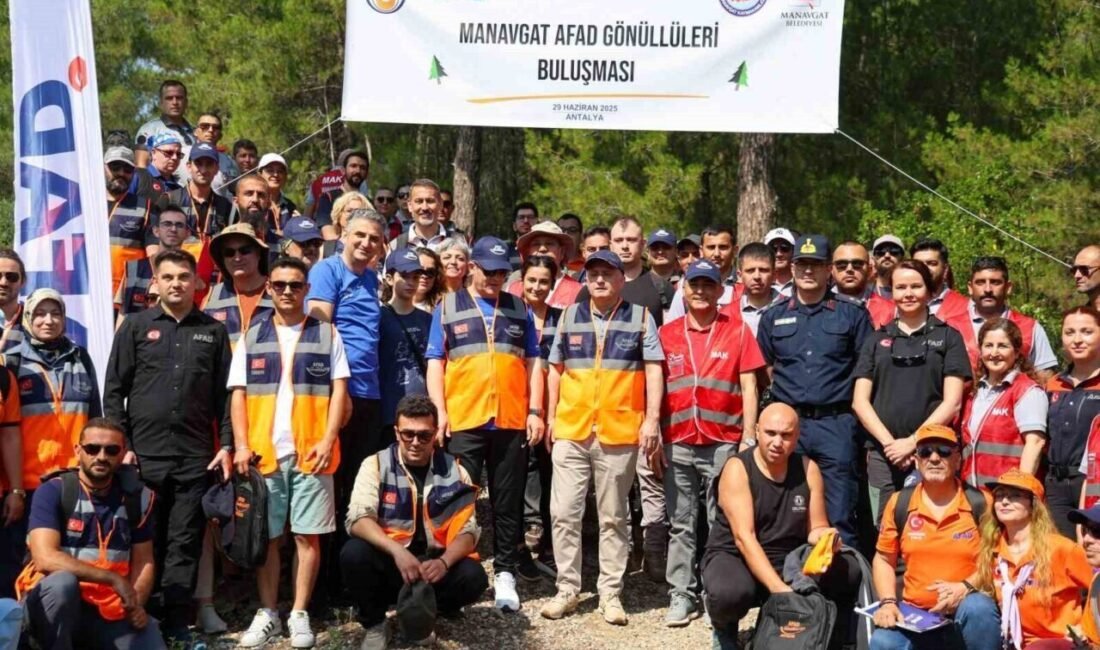 Manavgat Belediyesi, afet bilinci ve gönüllülük kültürünü yaygınlaştırmak amacıyla Antalya