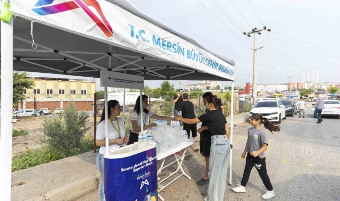 Mersin Büyükşehir Belediyesi, eğitimde fırsat eşitliğini sağlamak amacıyla yıl boyunca