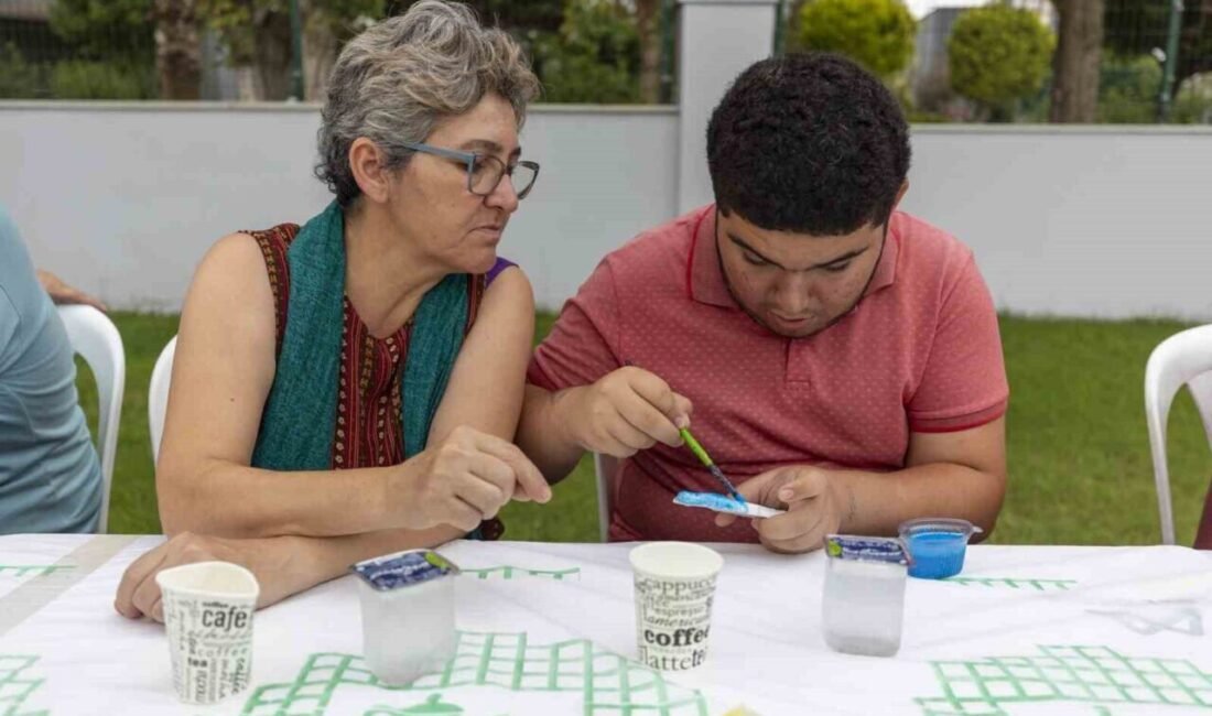Mersin Büyükşehir Belediyesi bünyesinde hizmet veren Engelsiz Yaşam Parkında düzenlenen