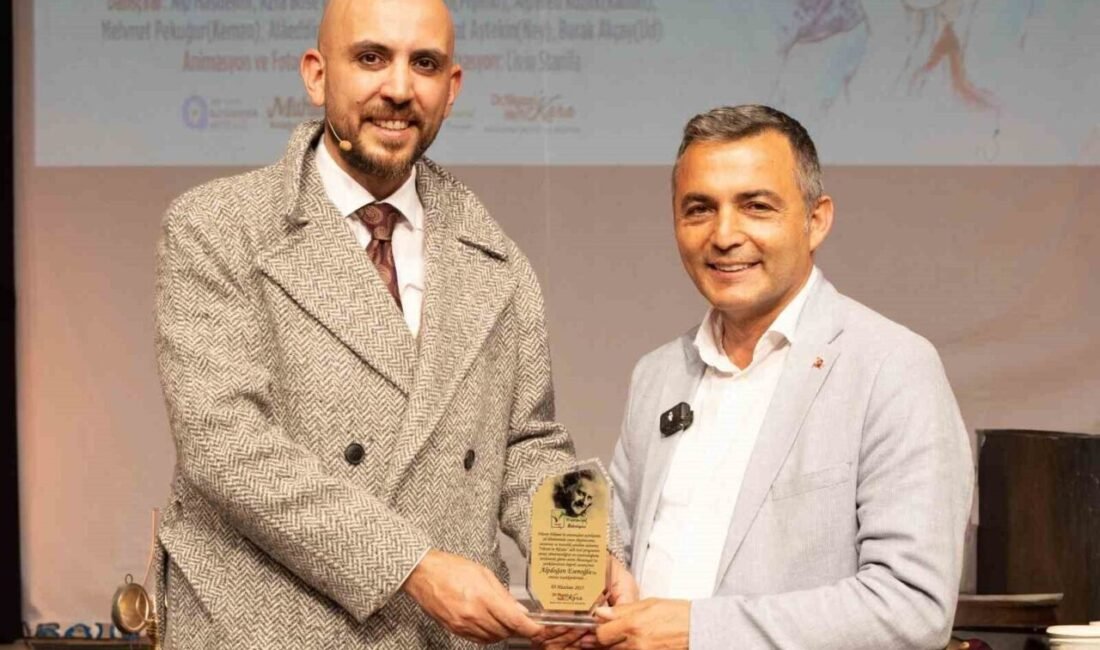 Türk ve dünya edebiyatının önemli isimlerinden şair Nazım Hikmet Ran,