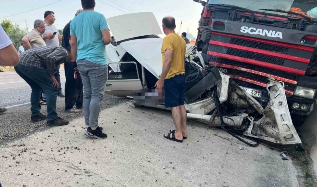 Osmaniye’nin Kadirli ilçesinde tır ile otomobilin karıştığı kazada 1 kişi