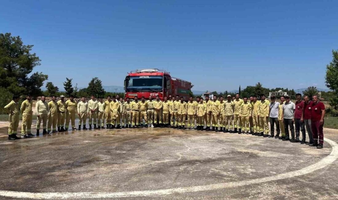 Yaz aylarında artan yangın riskine karşı önlem alan Serik Orman