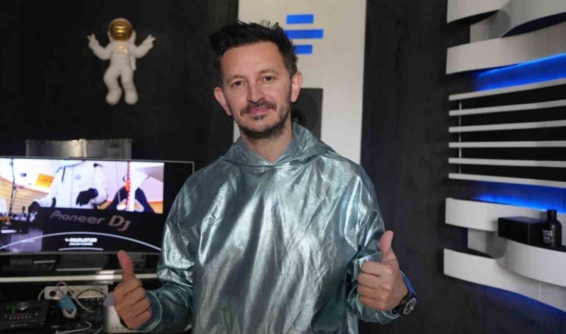 Dünyaca ünlü Türk DJ ve prodüktör Burak Yeter, 55 bin