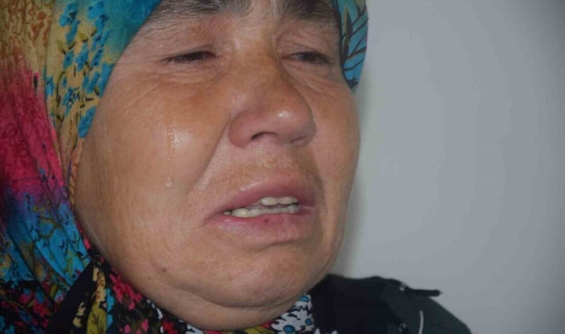 Antalya’nın Aksu ilçesinde yaşayan Ayşe Akagündüz, üniversite öğrencisi kızı Zeynep’ten