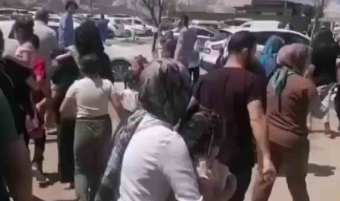Hatay’ın İskenderun ilçesinde yol çalışması sırasında doğal gaz borusunda meydana
