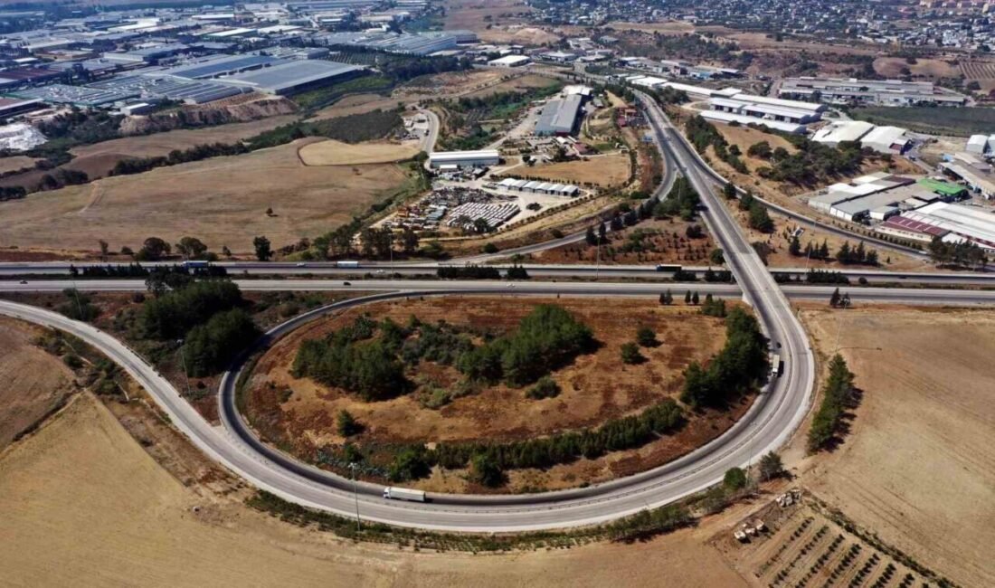 Adana Hacı Sabancı Organize Sanayi Bölgesi (AOSB), sanayi yatırımlarına yön