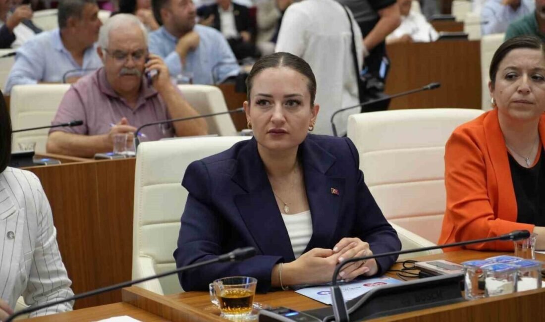 Antalya Büyükşehir Belediye Meclisi, tutuklanan Muhittin Böcek’in yerine başkan vekilini