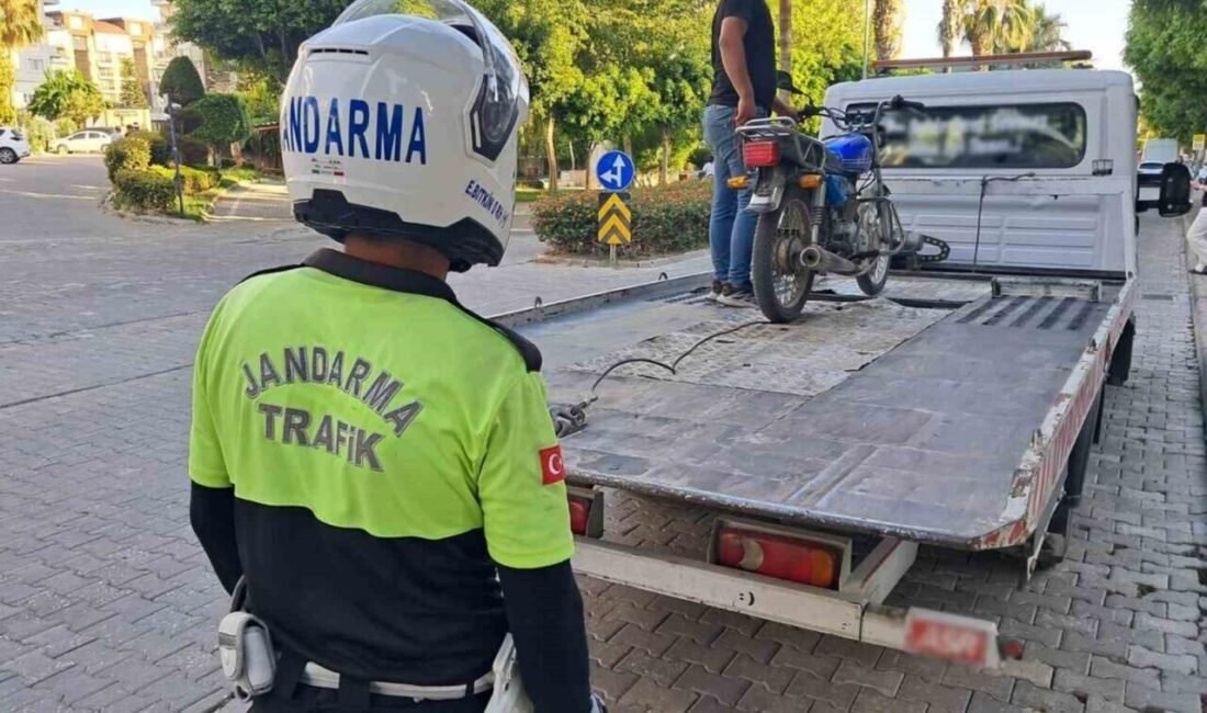 Antalya İl Jandarma Komutanlığı, Trafik Şube Müdürlüğü koordinesinde “Bir Kural