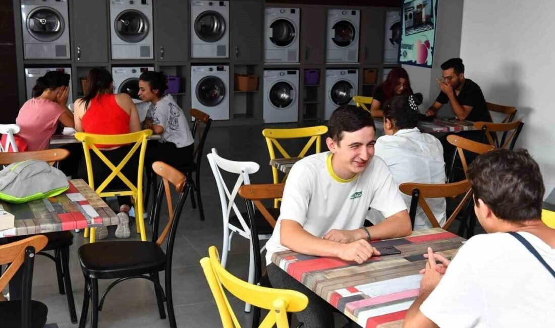 Türkiye Belediyeler Birliği Başkan Vekili ve Mersin Büyükşehir Belediye Başkanı