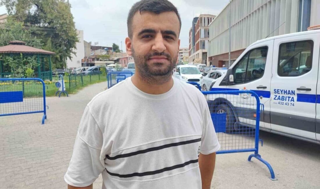 Adana’da bulvarda bir kişiyi yere yatırıp boğazını sıkan genç kendisine