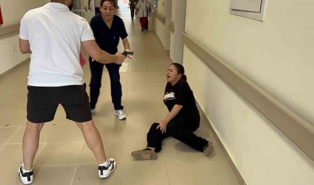 Antalya’nın Gazipaşa ilçesi Devlet Hastanesi’nde, Hastane Afet Planı (HAP) kapsamında