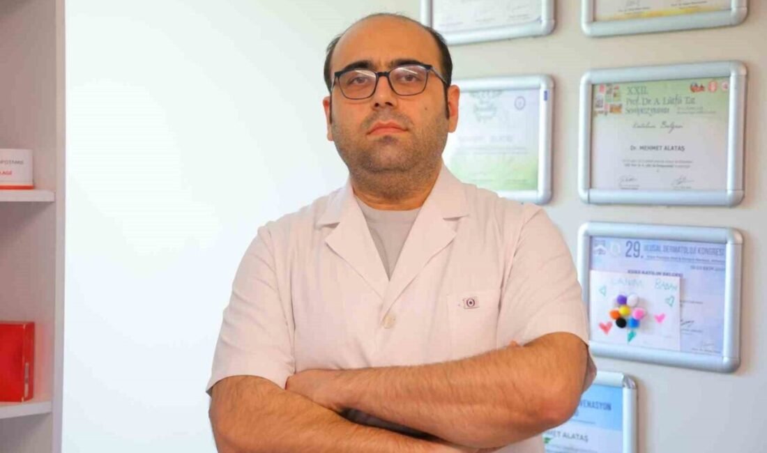 Kahramanmaraş’ta hastaneye başvuran bir kadının, yapılan muayenesinde karın bölgesine yapışmış