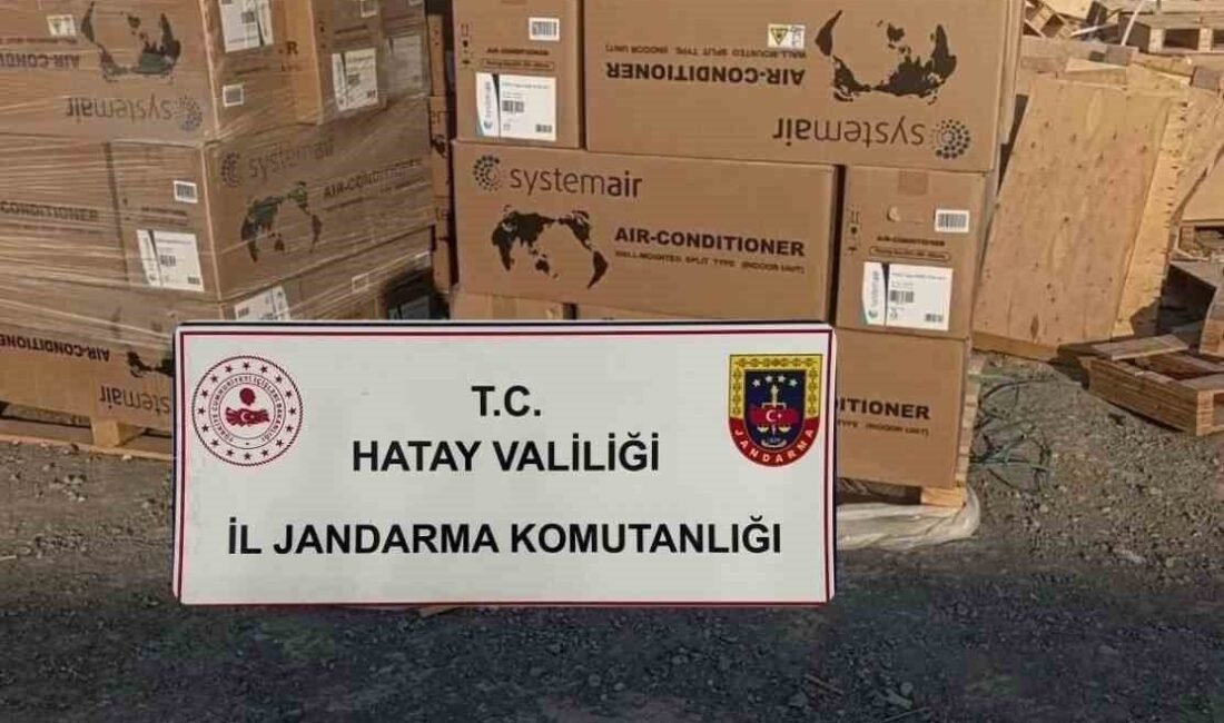 İnşaattan 1 milyonluk 30 klima ünitesi çalan 3 şüpheli tutuklandı Hatay’ın Arsuz ilçesinde inşaat alanından piyasa değeri yaklaşık 1 milyon