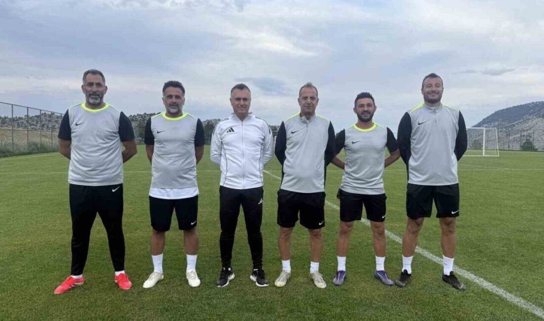 Türkiye Futbol Federasyonu 2 Lig Kırmızı Grup’ta mücadele verecek olan