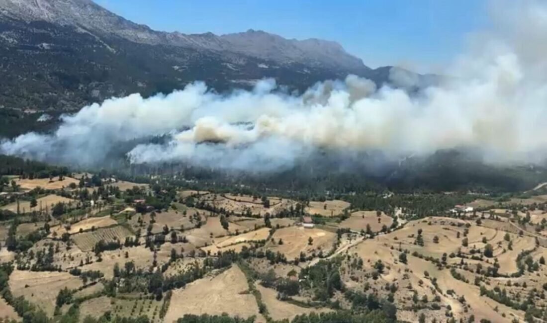 Isparta’nın Sütçüler ilçesine bağlı Aşağıyaylabel köyü yakınlarında çıkan orman yangınına