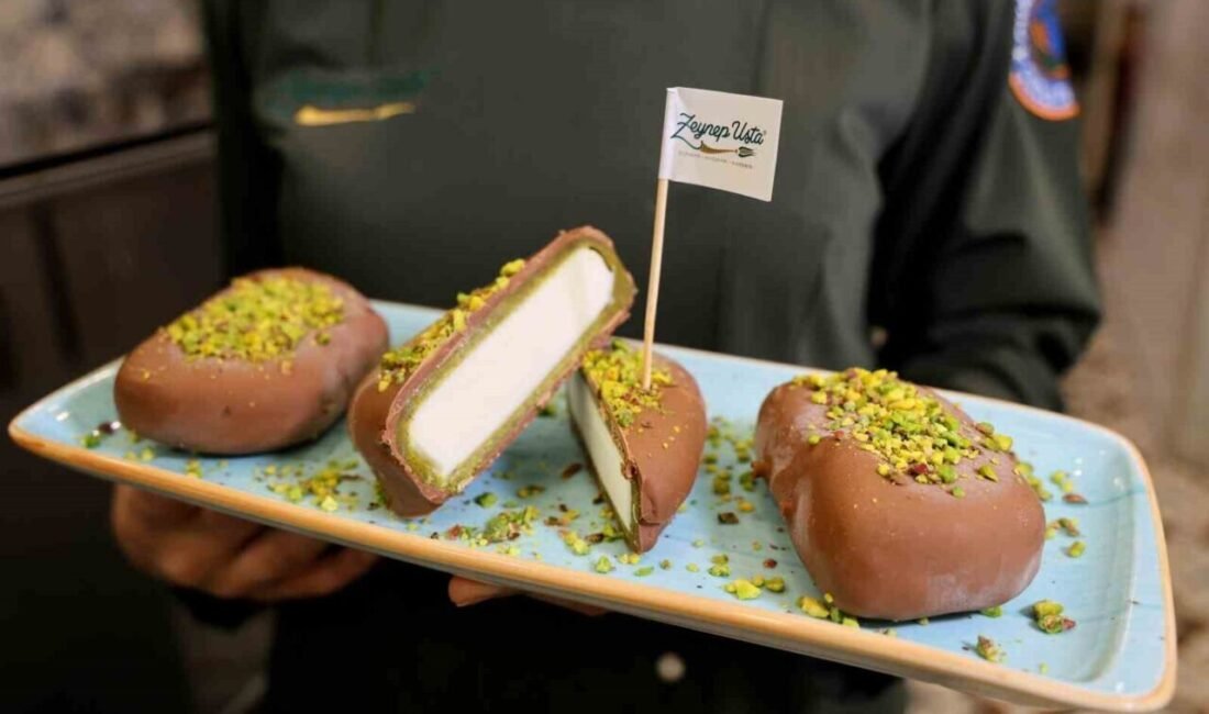 Türkiye’nin en sıcak illerinden Adana’da kilogramı bin lira olan fıstık