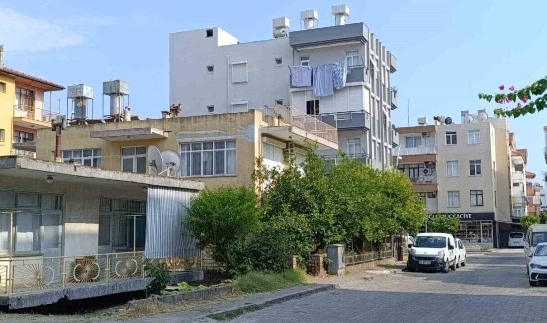Manavgat ilçesinde 75 yaşındaki vatandaş tek başına yaşadığı evinde aynı