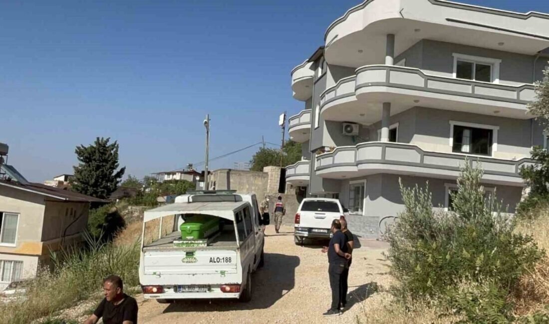 Hatay’da eşini ve kızını av tüfeğiyle vurarak öldüren şahsın madde