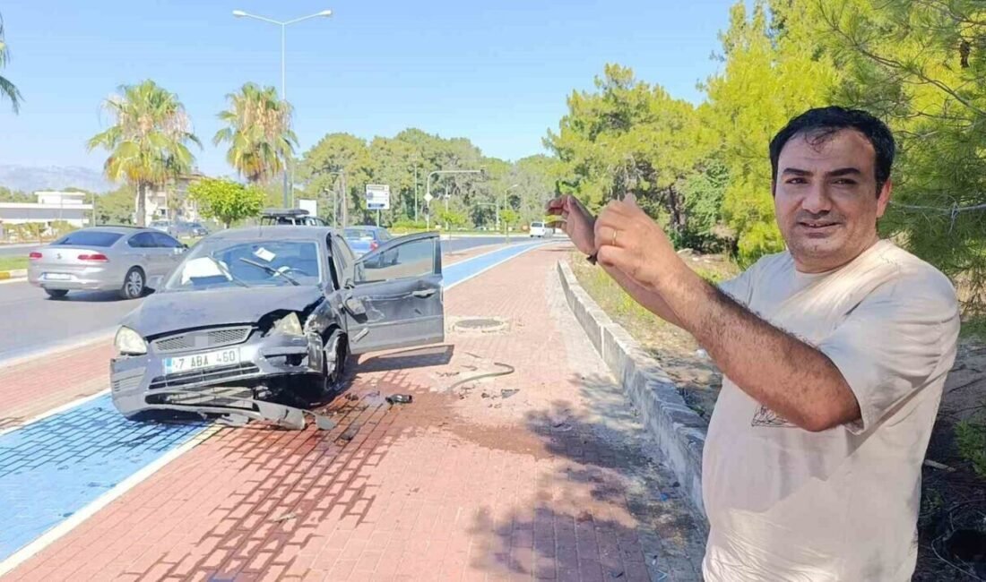 Antalya’nın Manavgat ilçesinde lastiği patlayıp takla atan otomobilin sürücü kazayı