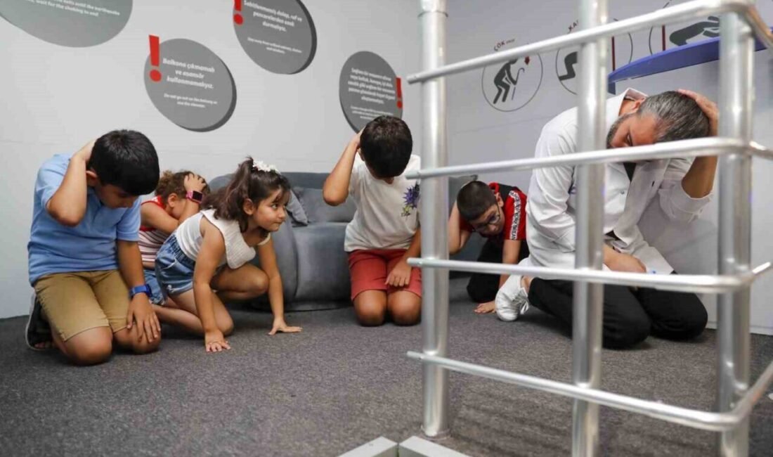Mersin Büyükşehir Belediyesi, çocuklara küçük yaşta afet bilinci kazandırmak amacıyla