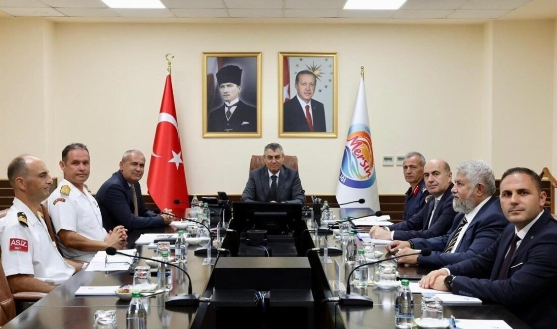 Mersin Valisi Atilla Toros başkanlığında Güvenlik ve Asayiş Değerlendirme Toplantısı