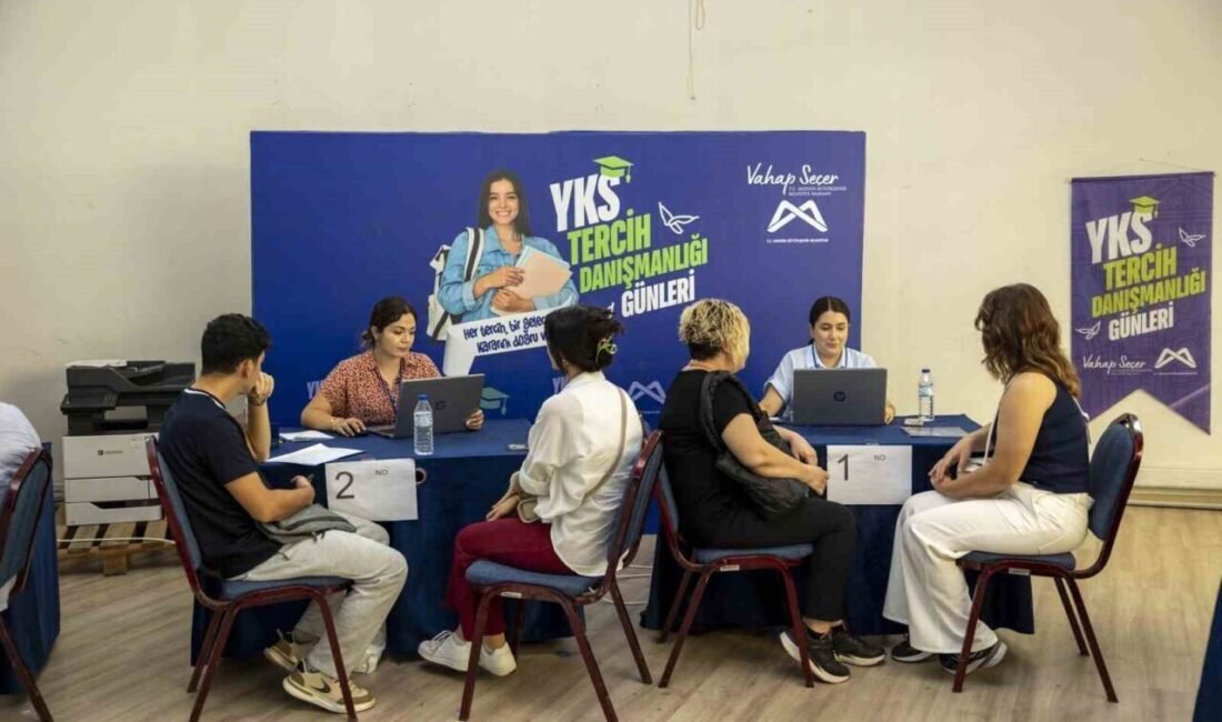 Mersin Büyükşehir Belediyesi, Yükseköğretim Kurumları Sınavı (YKS) tercih sürecinde öğrencilere