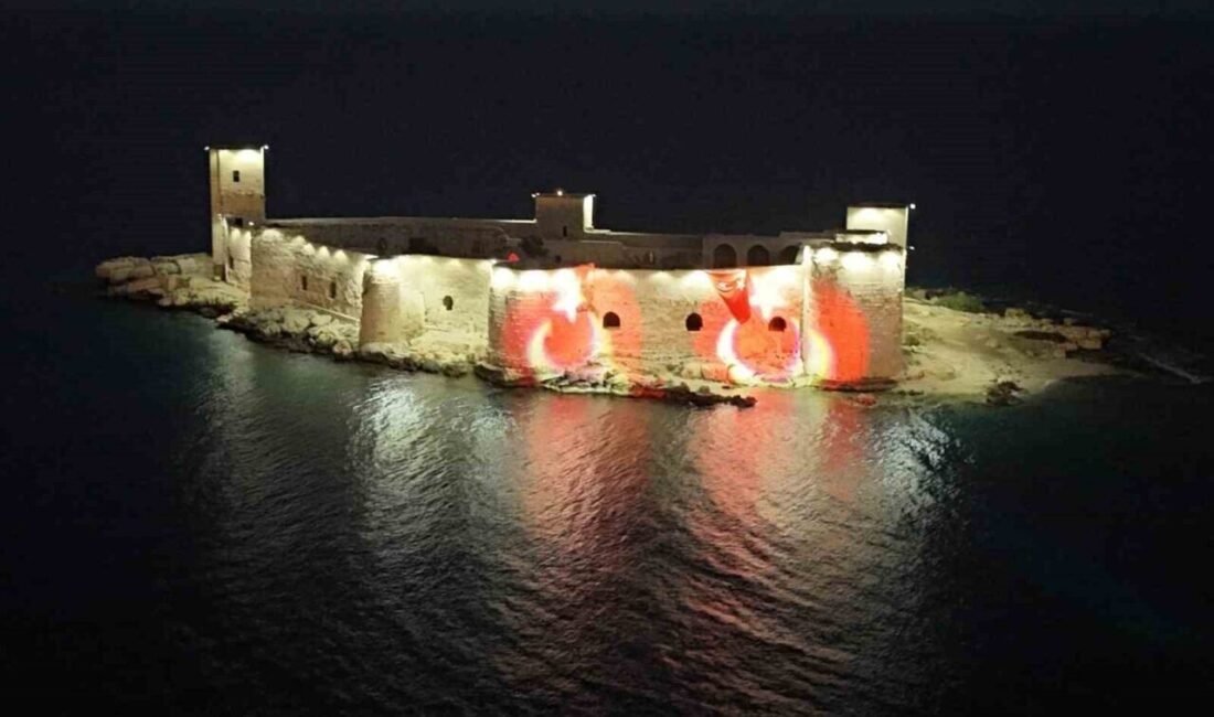 Mersin Erdemli’de bulunan şehrin şimgesi Kızkalesi, Cumhurbaşkanı Erdoğan’ın ’Terörsüz Türkiye’