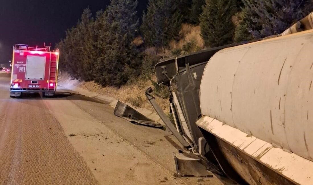 Osmaniye’nin Bahçe ilçesinde seyir halindeki tır, sürücüsünün direksiyon hakimiyetini kaybetmesi