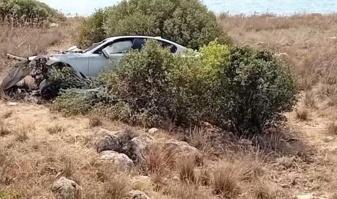 Mersin’de yoldan çıkan otomobil şarampole indi, sürücü olduğu öğrenilen 31