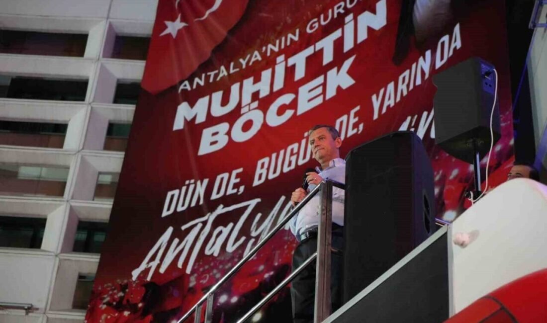 CHP Genel Başkanı Özgür Özel, tutuklu Antalya Büyükşehir Belediye Başkanı
