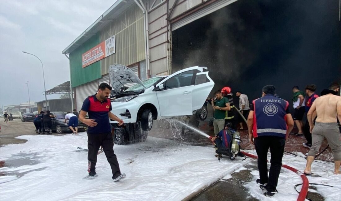 Osmaniye’de işyeri içerisinde park halinde bulunan elektrikli otomobilden henüz belirlenemeyen
