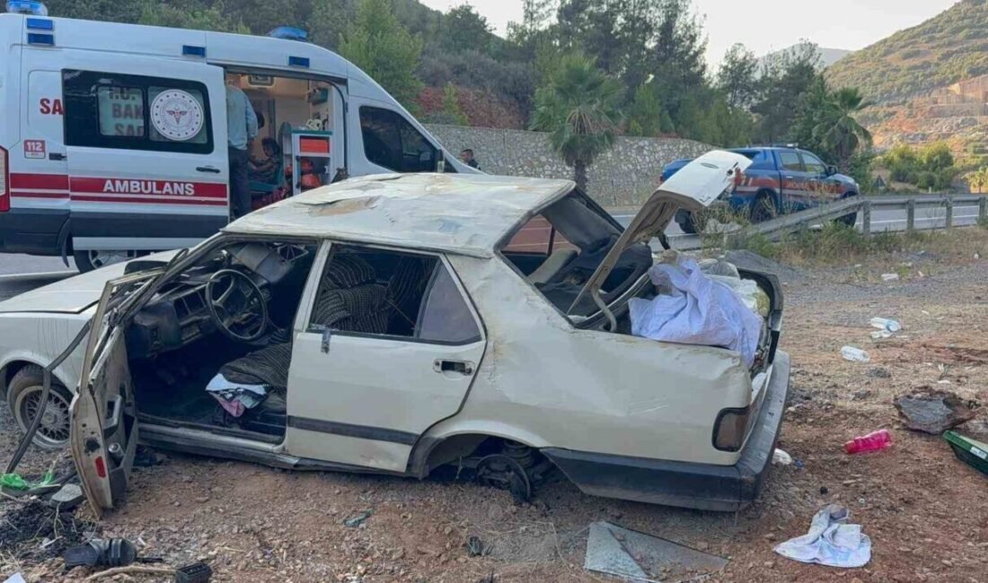 Antalya’nın Gazipaşa ilçesinde sürücüsünün kontrolünden çıkıp takla atan Tofaş marka