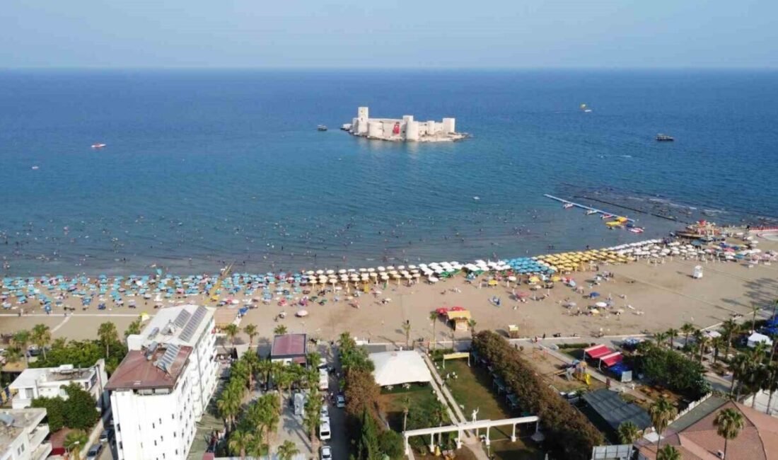 Türkiye’nin önemli turizm kentlerinden Mersin’de, artan sıcaklık ve nemin etkisiyle