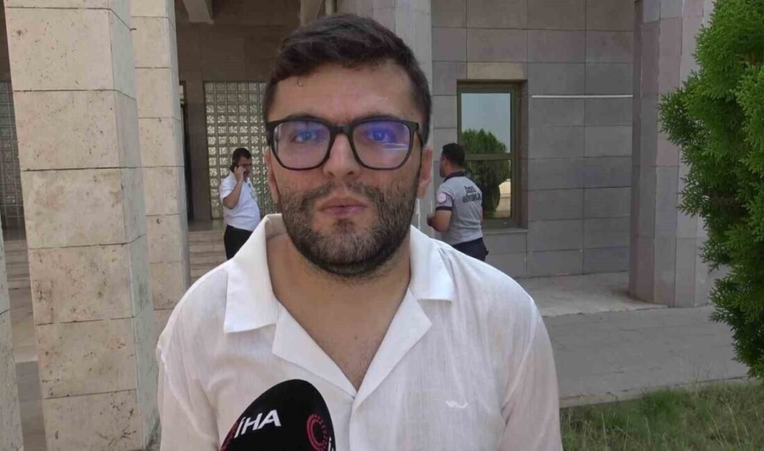 Hatay’ın İskenderun ilçesinde ’tansiyon ölçme’ tartışmasında darbedilen hemşire yaralandı. Başlatılan