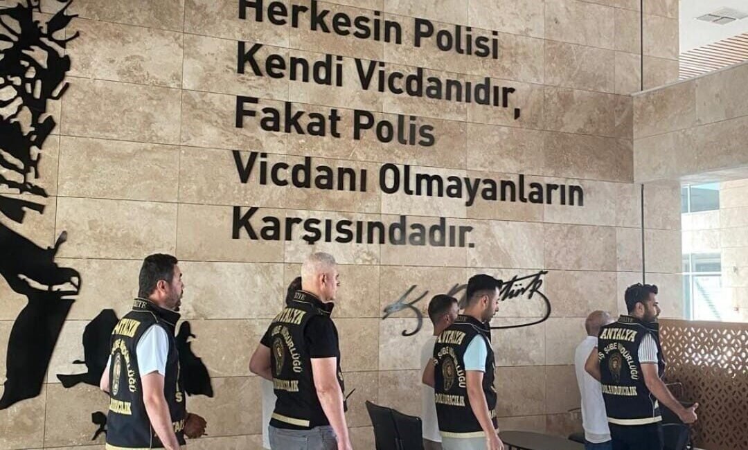 Antalya’da yurt dışında yaşayan bir kişiye ait taşınmazı sahte belgelerle