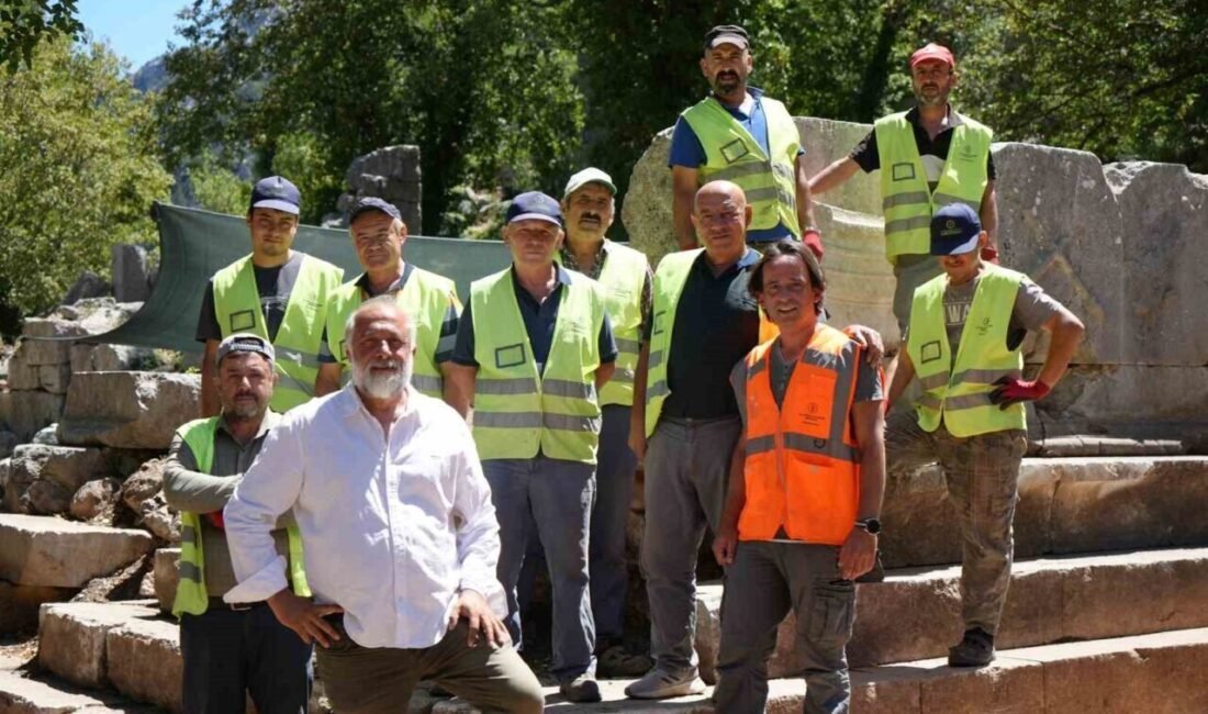 Güllük Dağı’nın zirvesinde, doğayla tarihin iç içe geçtiği Termessos Antik