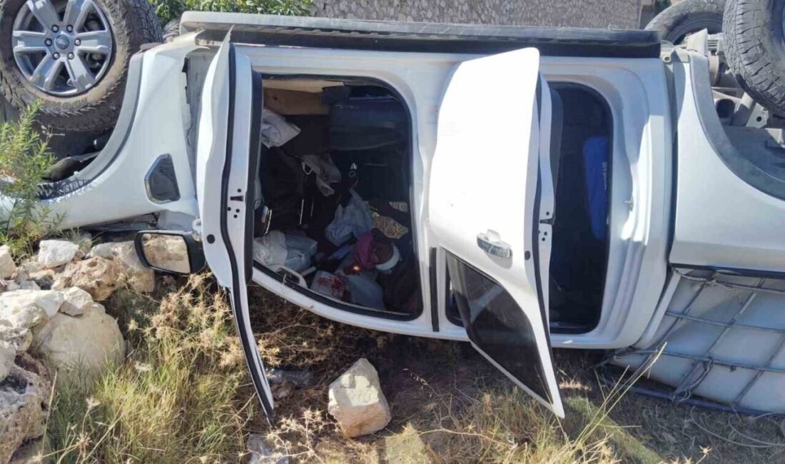 Hatay’da uçurumdan yuvarlanan pikabın sürücüsü yaralandı. Kaza, Yayladağı ilçesi Yukarıokçular