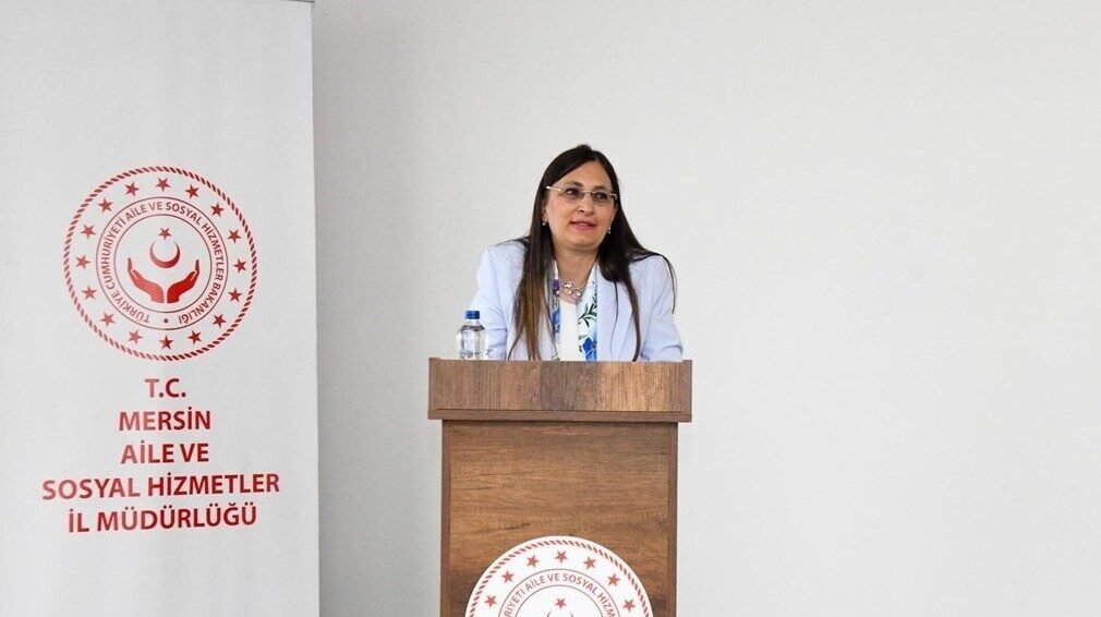 Mersin Valisi Atilla Toros’un eşi Dudu İrem Toros, Aile ve