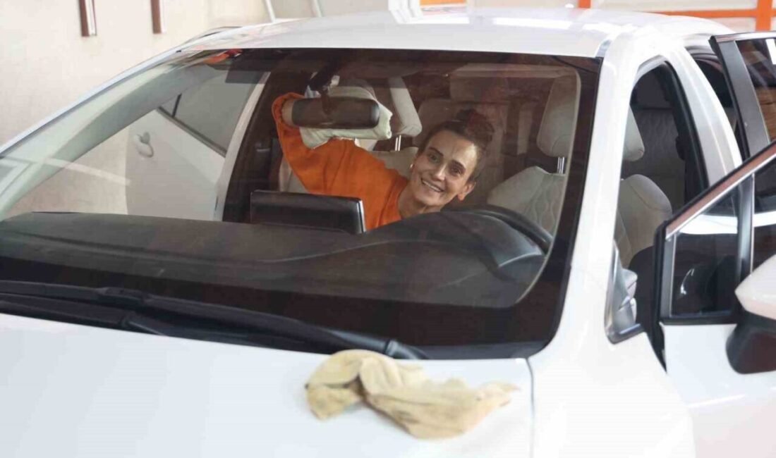 Hatay’da depremde iş yeri yıkılan ve ardından yeni açtığı iş