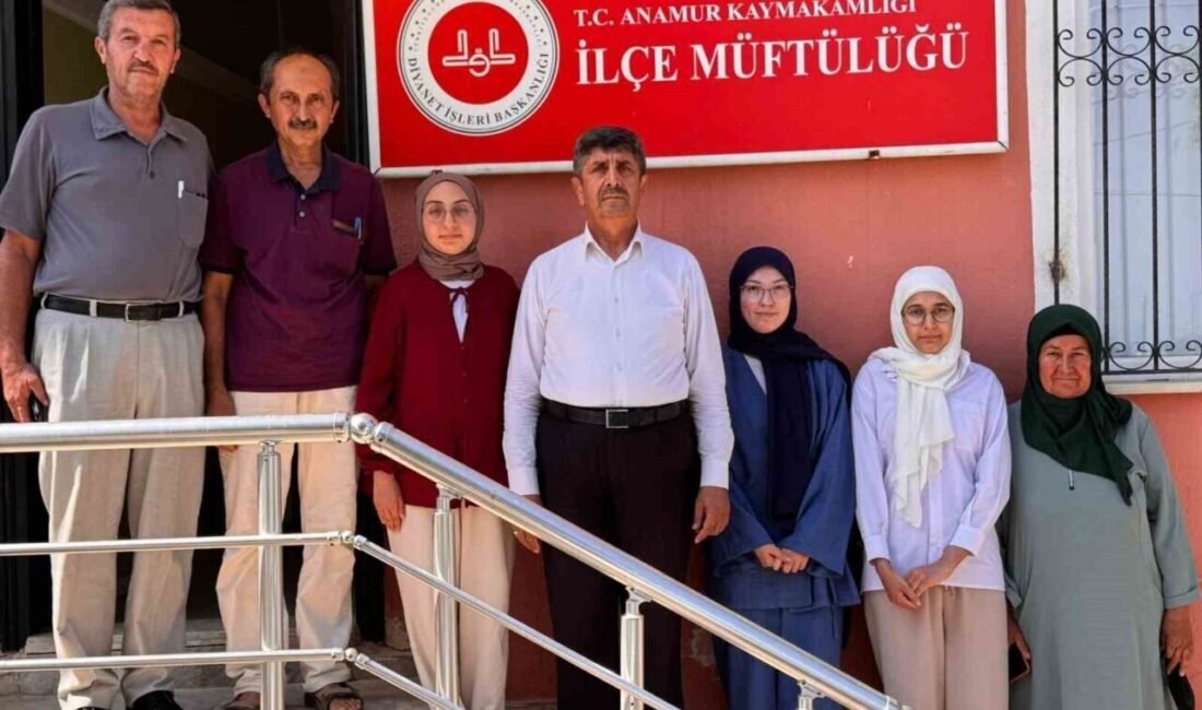 Diyanet İşleri Başkanlığı’nın düzenlediği 2025 Yılı Umre Ödüllü Gençlik Bilgi