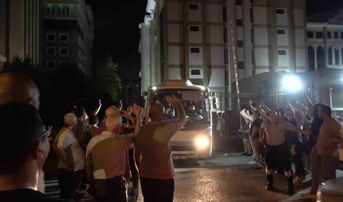Antalya Büyükşehir Belediyesi’ne yönelik süren rüşvet ve yolsuzluk soruşturmasında adliyeye