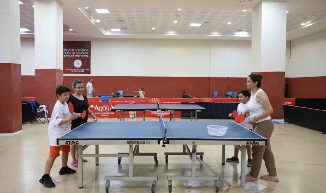 Gençlik ve Spor Bakanlığı’nın Yaz Spor Okulları kapsamında Antalya’nın 19