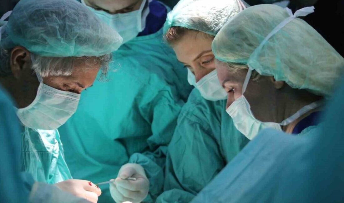 İlkleriyle dünya tıp tarihine geçen Akdeniz Üniversitesi Organ Nakli Merkezi,