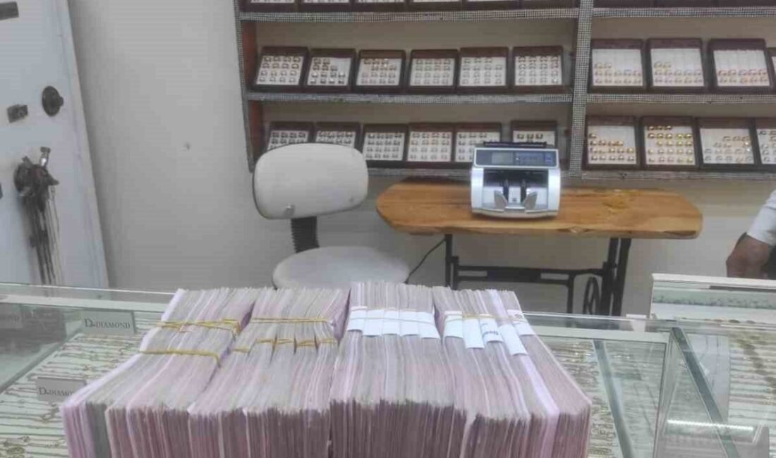 Adana’nın Kozan ilçesinde dolandırıcıların hedefindeki bir kişi 380 bin TL’lik