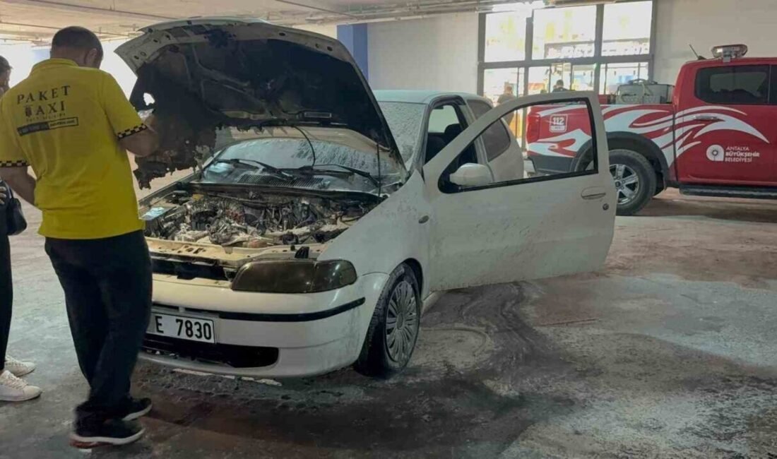 Antalya’nın Gazipaşa ilçesinde, AVM’nin kapalı otoparkına giren bir otomobilde çıkan