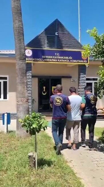 Adana’da hırsızlık ve başkalarına ait kredi kartlarını izinsiz kullanma suçundan