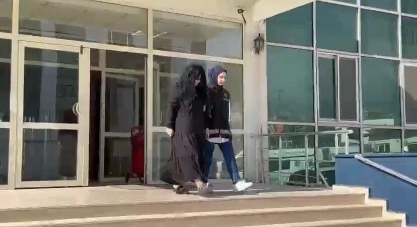Hatay’ın İskenderun ilçesinde günübirlik kiralanan yerlerde fuhuş yaptığı tespit edilen