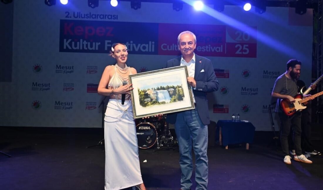 Kepez Belediyesi tarafından bu yıl ikincisi düzenlenen Uluslararası Kültür Festivali,
