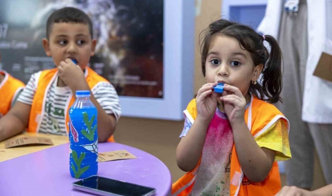 Mersin Büyükşehir Belediyesi, ’Plastiksiz Mersin Sahilleri İçin Birleşiyoruz’ projesi kapsamında
